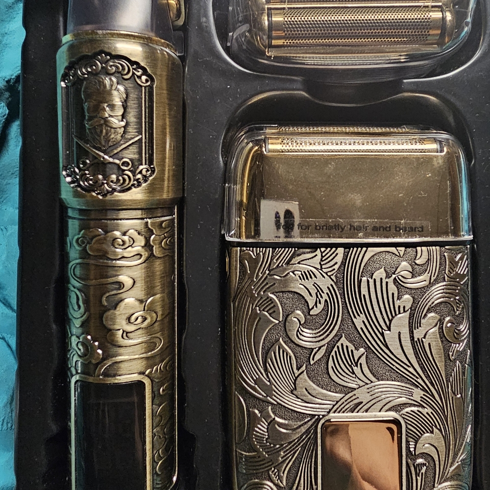 Luxury Gold Grooming Set for Men
